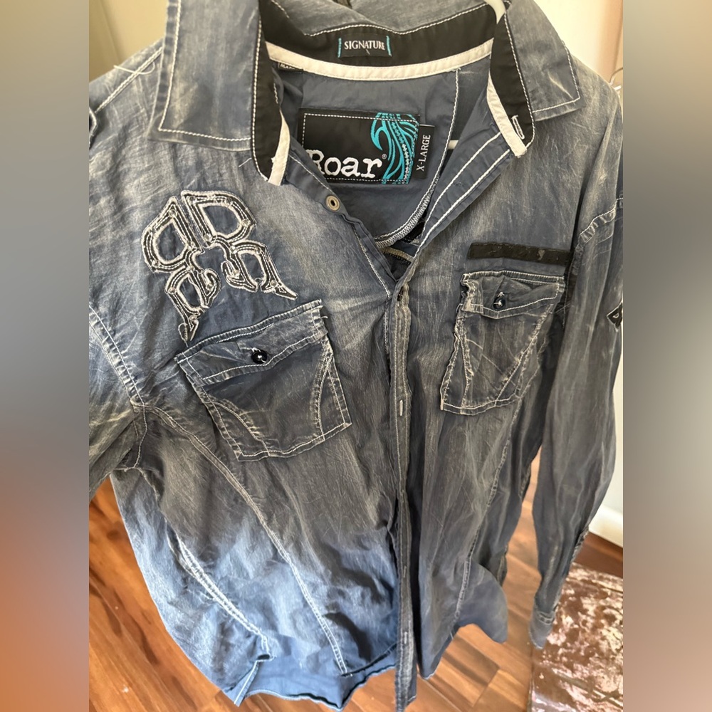 Roar Gray Button-Up Shirt